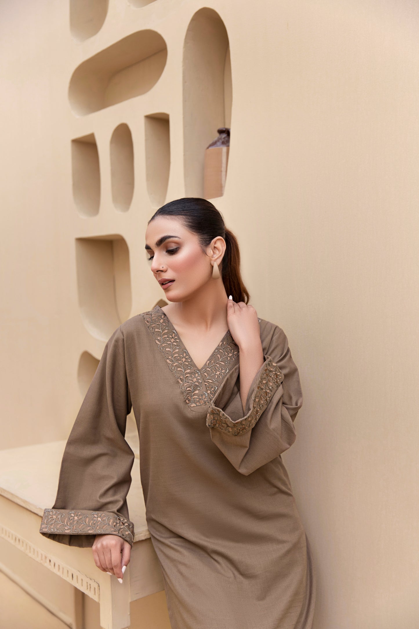 TWO PIECE STITCHED - SANDSTONE 