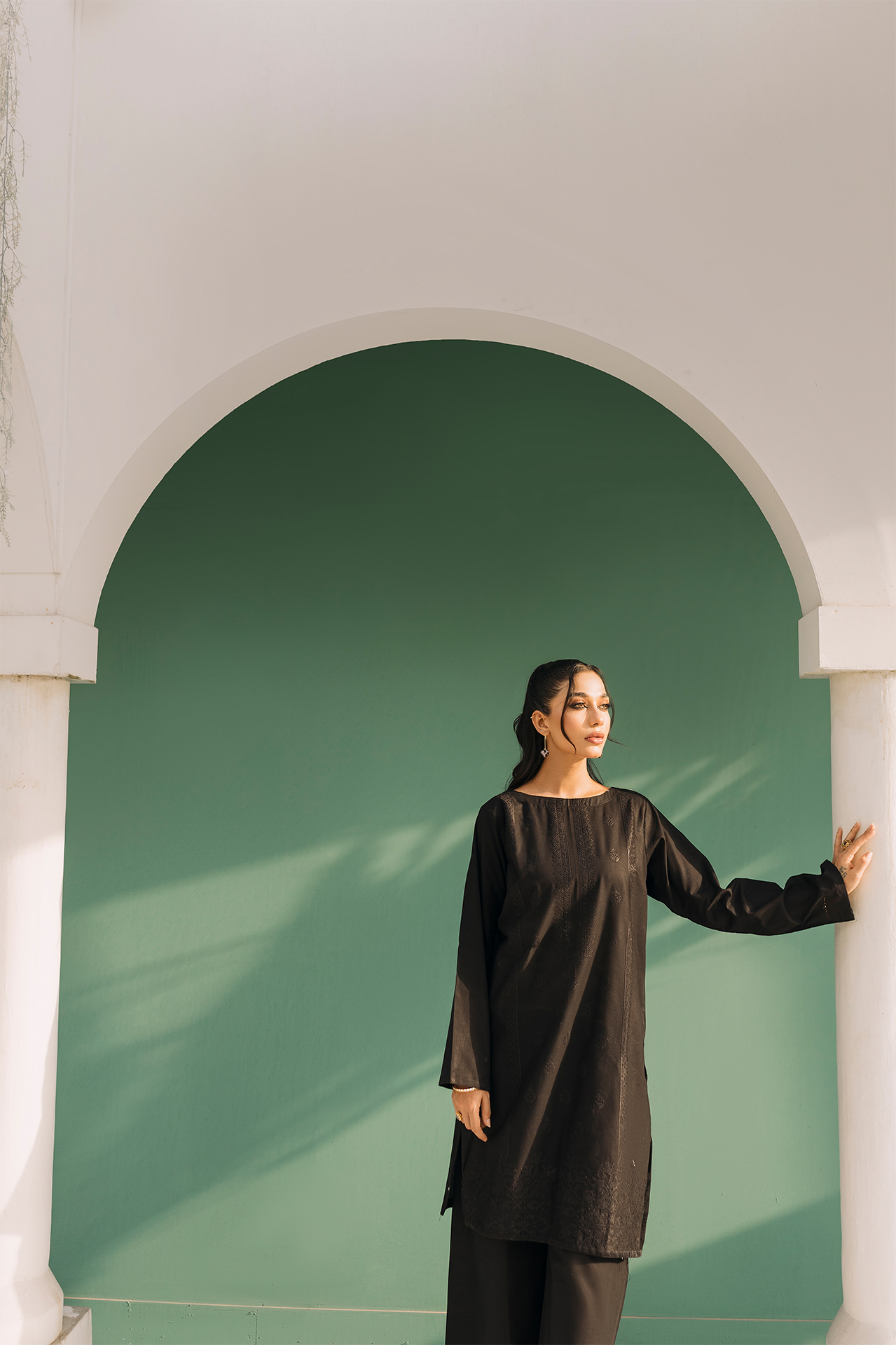 TWO PIECE STITCHED - Sleek Shadow 