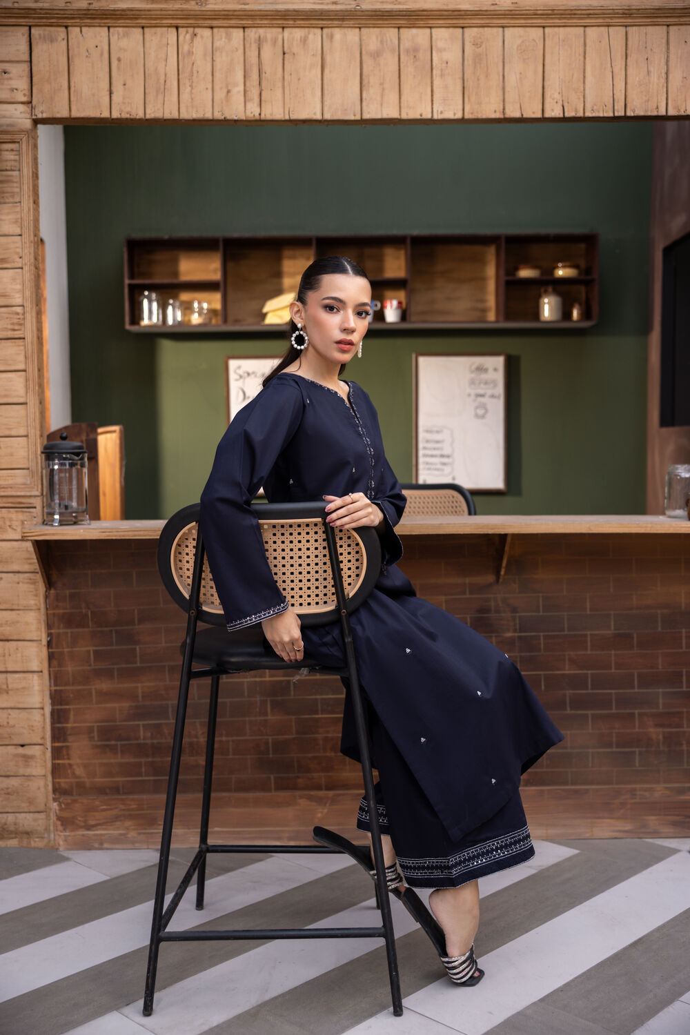 TWO PIECE STITCHED - AVEN