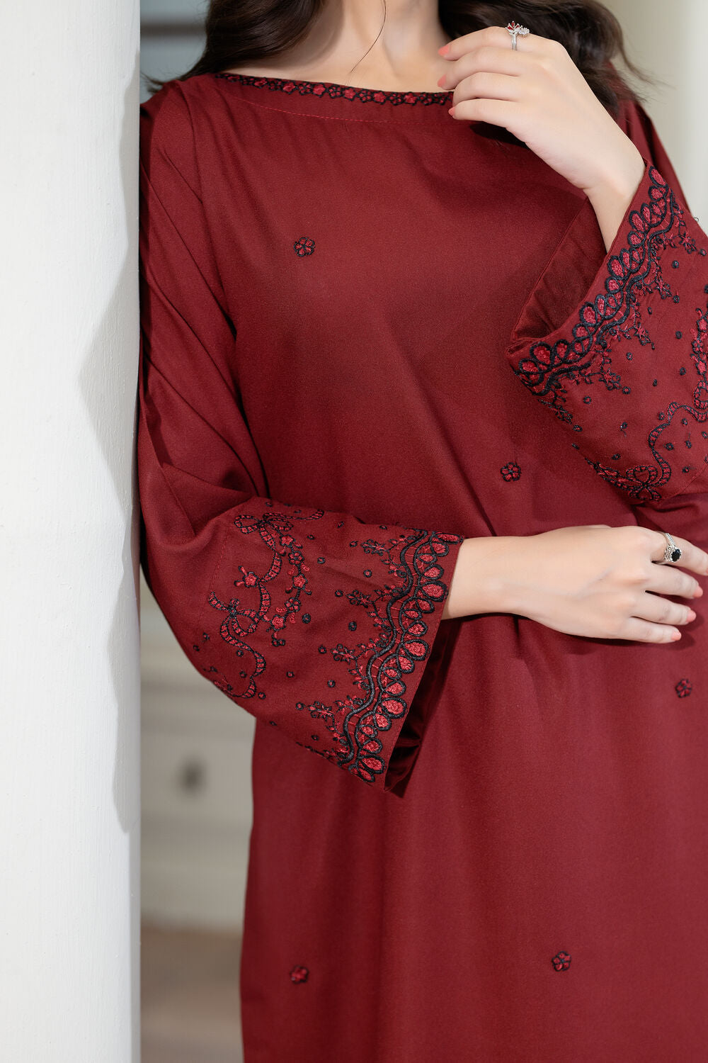 TWO PIECE STITCHED - RUBELLE